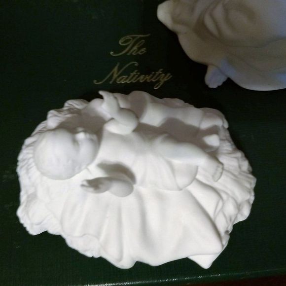 90"s Porcelain  Bisque Lenox The Nativity HOLY FAMILY 2 Piece Set Christmas Gift - Picture 5 of 12
